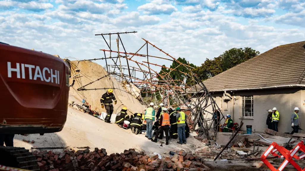 More life signs detected at George building collapse site, death toll ...