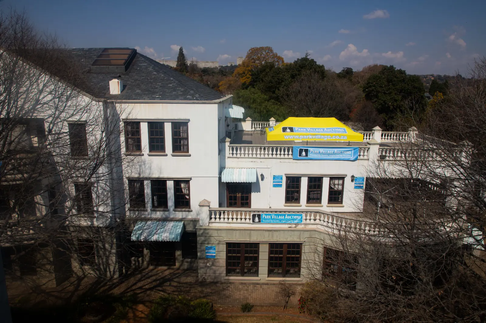 An auction to sell off the Gupta brothers' seized Saxonwold properties was held on 24 July 2025. Picture: Simphiwe Nkosi/EWN An auction to sell off the Gupta brothers' seized Saxonwold properties was held on 24 July 2025. Picture: Simphiwe Nkosi/EWN
