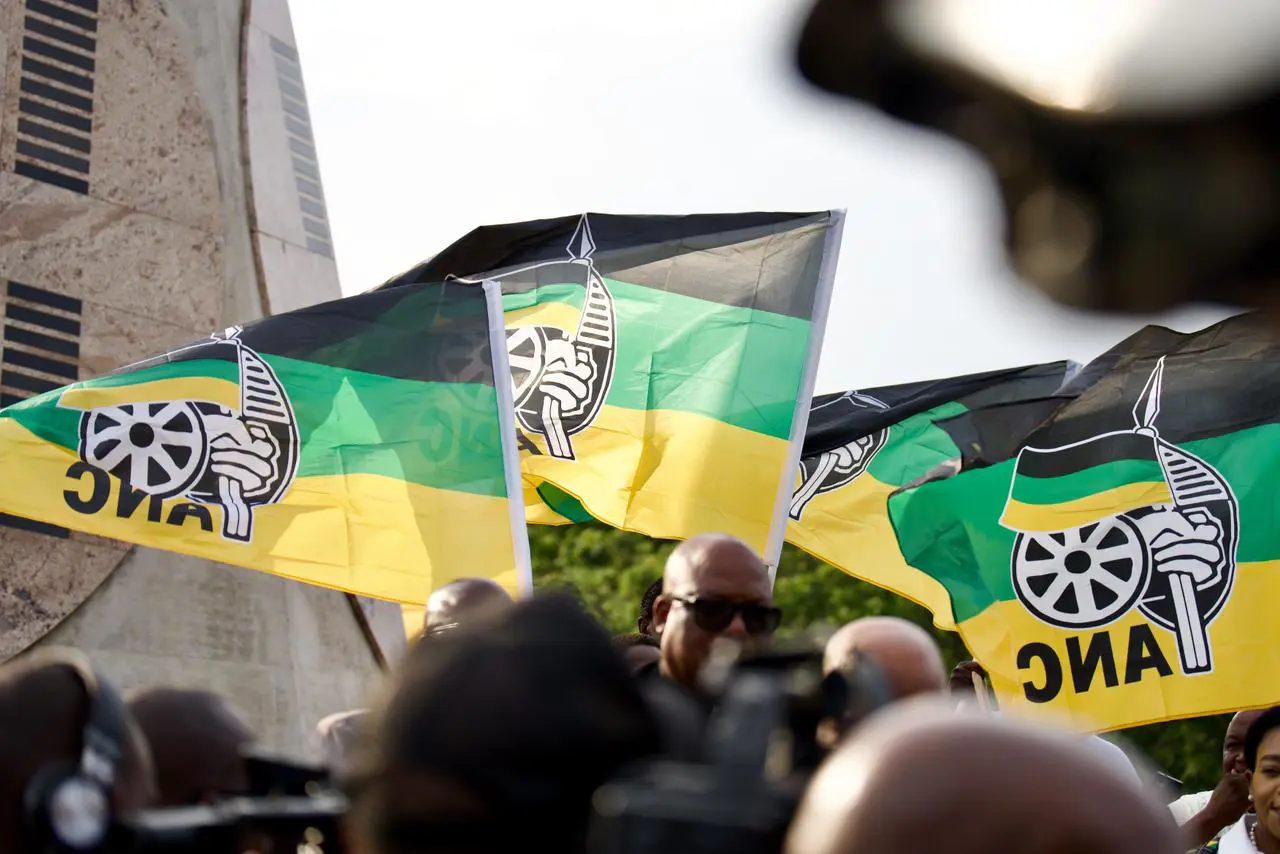 Nathi Mthethwa’s remains officially touched down on home soil on Friday, 10 October 2025 and were received at the King Shaka International Airport by his family, friends and colleagues. Picture: Katlego Jiyane/ EWN. Nathi Mthethwa’s remains officially touched down on home soil on Friday, 10 October 2025 and were received at the King Shaka International Airport by his family, friends and colleagues. Picture: Katlego Jiyane/ EWN.