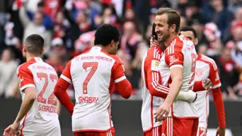 Harry Kane receives European Golden Shoe in Munich Harry Kane receives European Golden Shoe in Munich