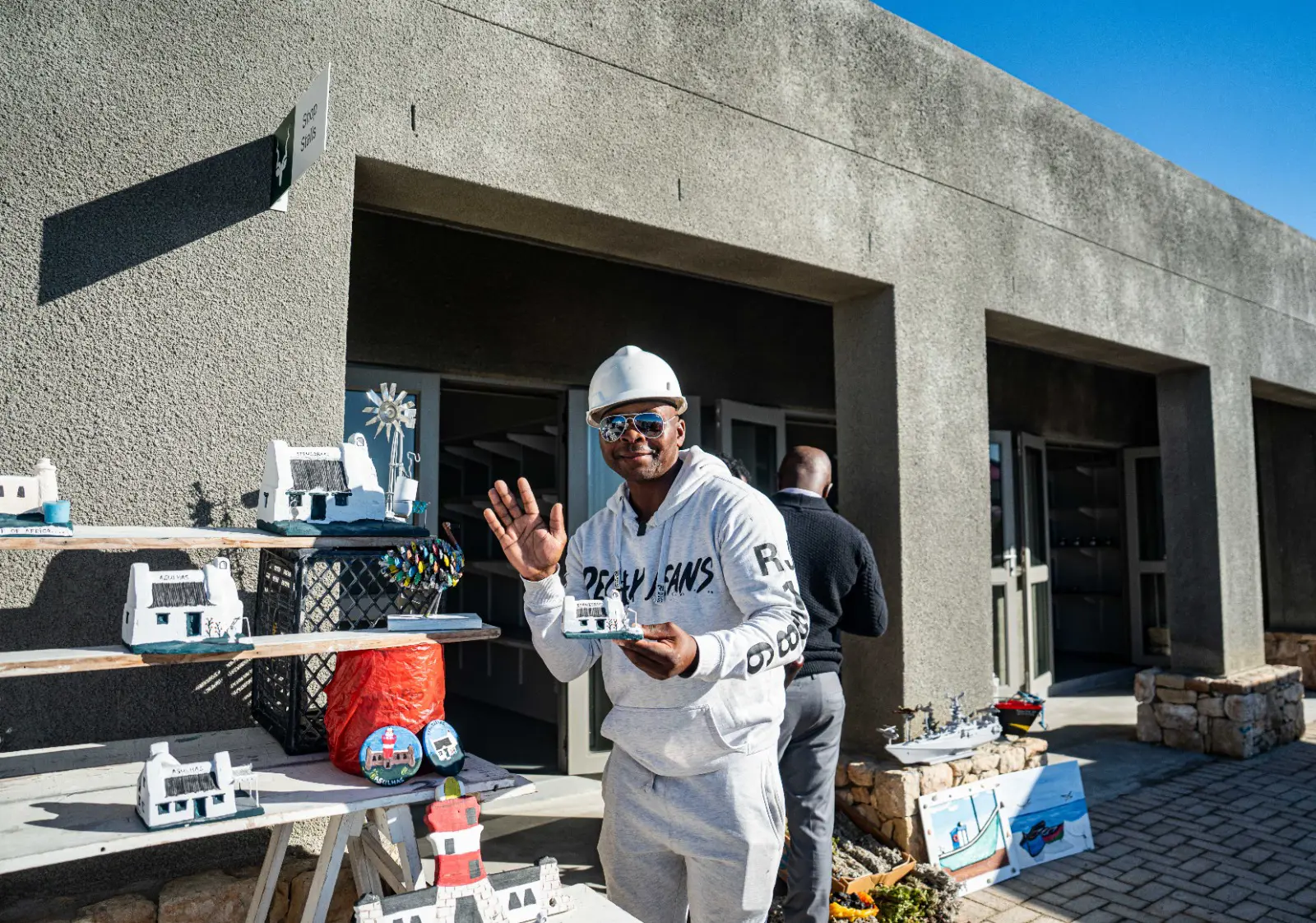 Tapelo Mohoto, local vendor who makes and sells arts and crafts. Picture: Simphiwe Nkosi/EWN Tapelo Mohoto, local vendor who makes and sells arts and crafts. Picture: Simphiwe Nkosi/EWN