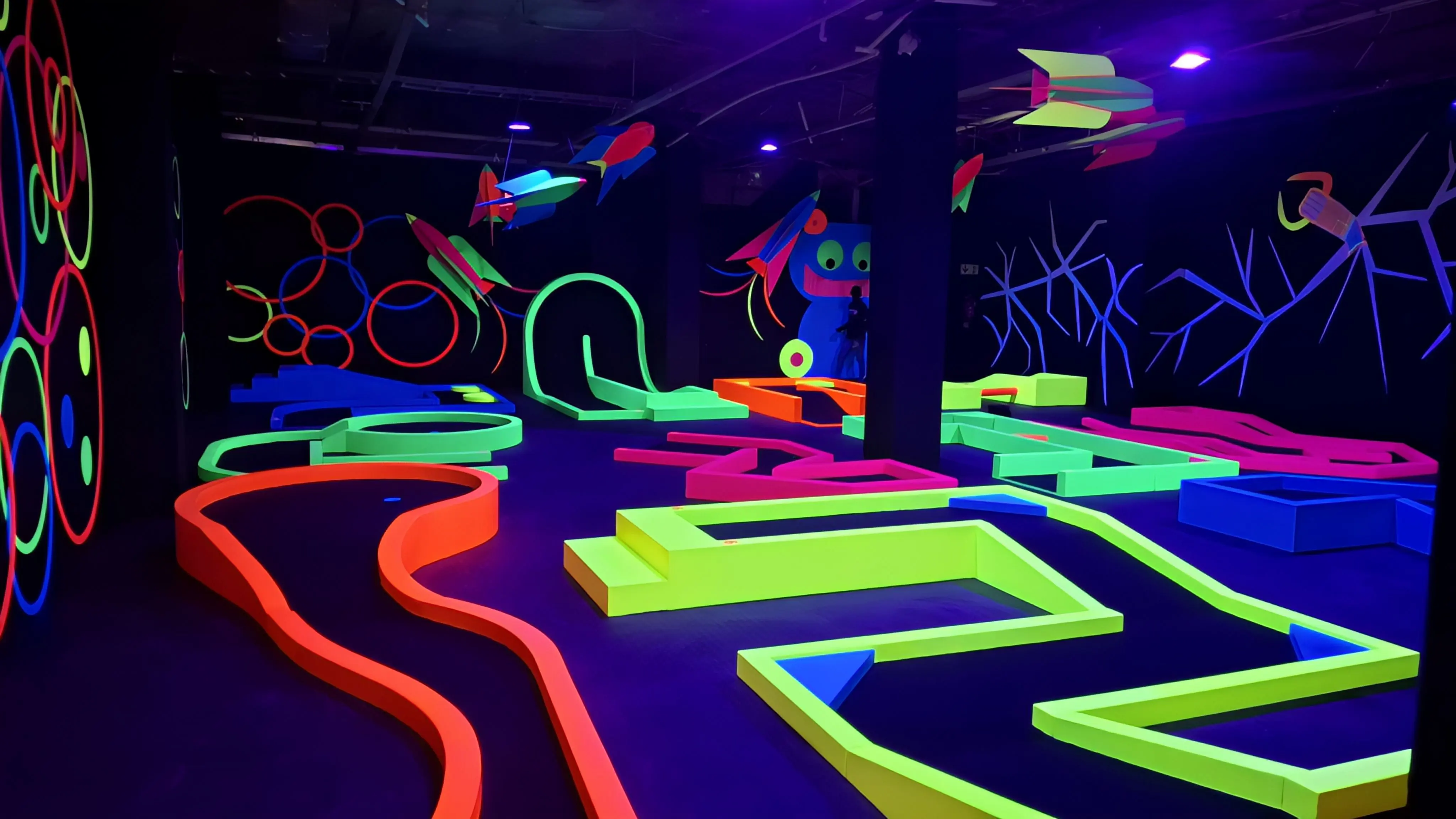 Teed up a brand-new experience with the launch of Neon Glow Mini Golf Teed up a brand-new experience with the launch of Neon Glow Mini Golf