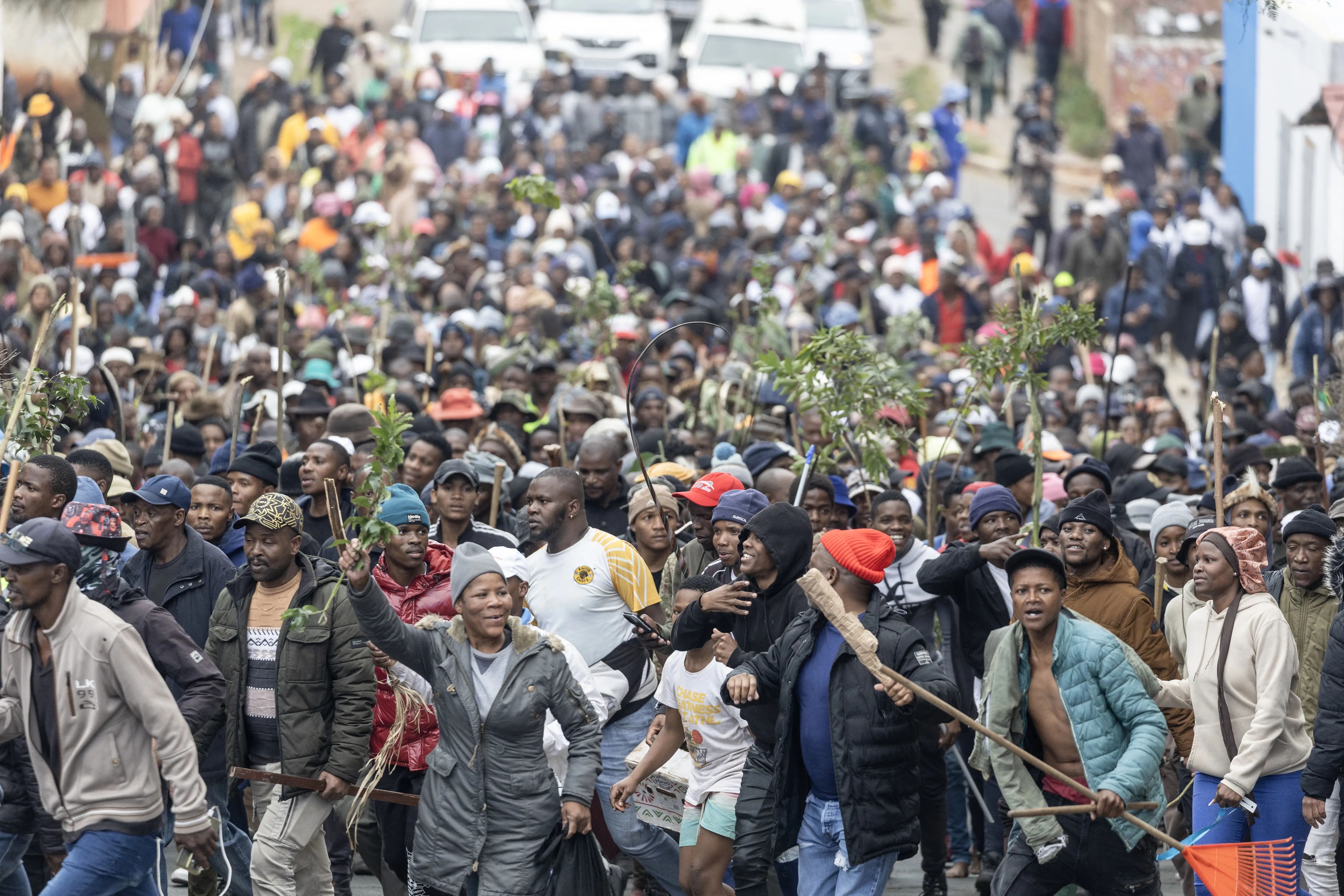 Johannesburg on high alert as cold, wet weather grips the city — image 3