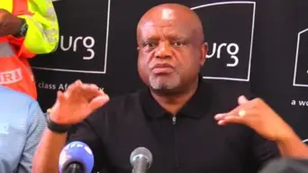 Mayor Morero confronted by resident ahead of briefing on Joburg's water crisis Mayor Morero confronted by resident ahead of briefing on Joburg's water crisis