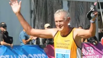 WATCH: Louis Massyn (74) makes history as 1st person to finish 50 Comrades Marathons WATCH: Louis Massyn (74) makes history as 1st person to finish 50 Comrades Marathons