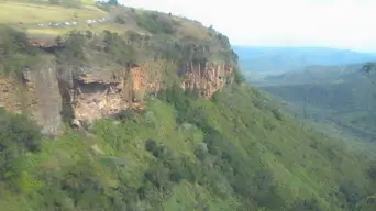 KZN search & rescue teams deployed to find vehicle that plunged off KwaSwayimane cliff KZN search & rescue teams deployed to find vehicle that plunged off KwaSwayimane cliff