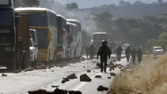 Bolivia policemen killed in clashes with Morales backers Bolivia policemen killed in clashes with Morales backers