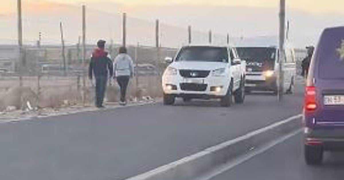 WATCH: Resident's video shows trucks, taxis pavement driving in Cape Town