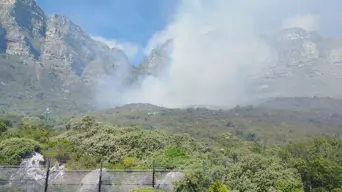 Firefighters worried wind could spread Camps Bay fire towards urban areas Firefighters worried wind could spread Camps Bay fire towards urban areas