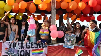 Argentines march for LGBTQ pride, against govt-fueled 'hate' Argentines march for LGBTQ pride, against govt-fueled 'hate'