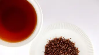 Maties researchers investigating whether rooibos extract has role in treating breast cancer Maties researchers investigating whether rooibos extract has role in treating breast cancer