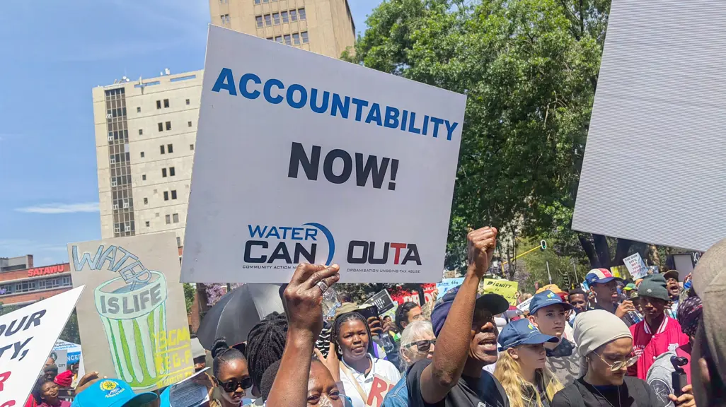 Joburg residents protest against ongoing water woes