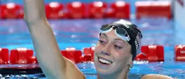 Walsh clocks 54.33 to break 100m fly world record Walsh clocks 54.33 to break 100m fly world record