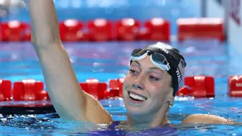 Walsh clocks 54.33 to break 100m fly world record Walsh clocks 54.33 to break 100m fly world record
