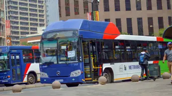 Wage negotiations in bus sector hit deadlock Wage negotiations in bus sector hit deadlock