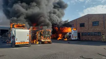 3 long-distance buses & a trailer gutted in Boksburg blaze 3 long-distance buses & a trailer gutted in Boksburg blaze