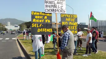 Pro-Palestine supporters want SA to boycott Israel, hit it with sanctions Pro-Palestine supporters want SA to boycott Israel, hit it with sanctions