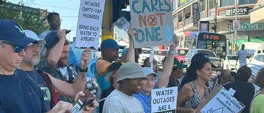 IN PICS | Joburg residents, business owners protest city's prolonged water outages IN PICS | Joburg residents, business owners protest city's prolonged water outages
