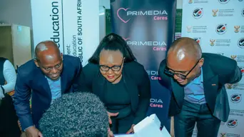 Primedia helps Glenvista Primary School bridge the digital divide Primedia helps Glenvista Primary School bridge the digital divide