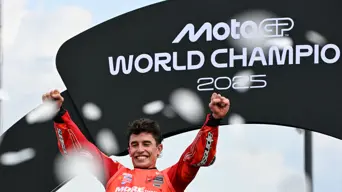 MotoGP legend Agostini admires Marc Marquez's 'desire to win' MotoGP legend Agostini admires Marc Marquez's 'desire to win'