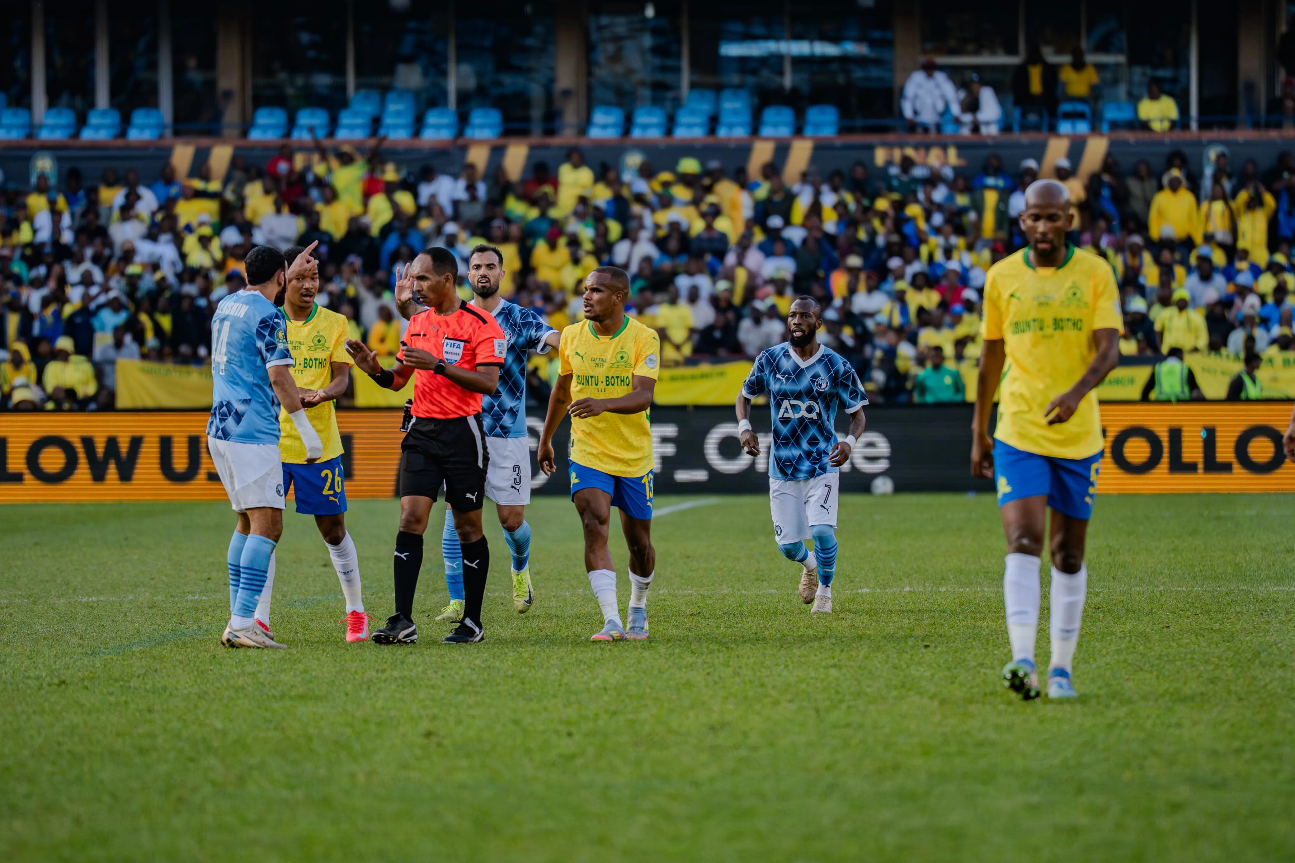 Mamelodi Sundowns and Pyramids FC battle in the first leg of the CAF Champions League final on Saturday, 24 May 2025.Picture: Sphamandla Dlamini/EWN. Mamelodi Sundowns and Pyramids FC battle in the first leg of the CAF Champions League final on Saturday, 24 May 2025.Picture: Sphamandla Dlamini/EWN.