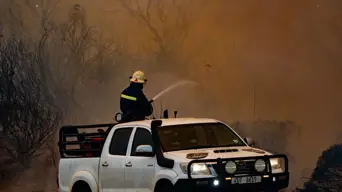 Pearly Beach fire in Gansbaai contained thanks to cooler weather conditions & light rainfall Pearly Beach fire in Gansbaai contained thanks to cooler weather conditions & light rainfall