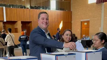 After long wait, CT Mayor Hill-Lewis casts vote, encourages residents to make their mark After long wait, CT Mayor Hill-Lewis casts vote, encourages residents to make their mark