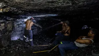 South Africa's informal miners fight for their future in coal's twilight South Africa's informal miners fight for their future in coal's twilight