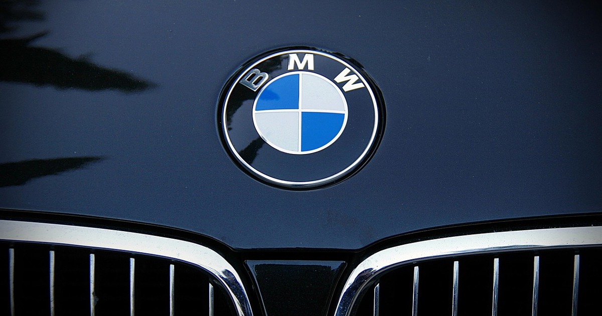 Germany orders worldwide recall of BMWs over fire risk