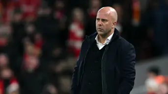 Slot feels 'safe' despite Liverpool's latest humiliation Slot feels 'safe' despite Liverpool's latest humiliation