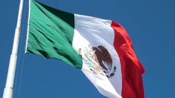 Mexico deploys 10,000 troops to end violence over drug lord's death Mexico deploys 10,000 troops to end violence over drug lord's death