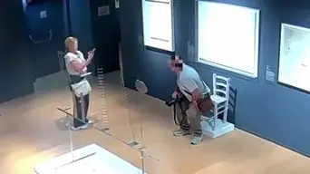 WATCH: Selfie-snapping tourists break crystal-encrusted 'Van Gogh' chair in Italian museum WATCH: Selfie-snapping tourists break crystal-encrusted 'Van Gogh' chair in Italian museum