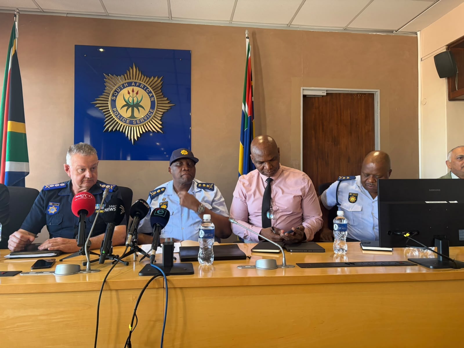 Knysna municipality leadership arrested over security contract corruption