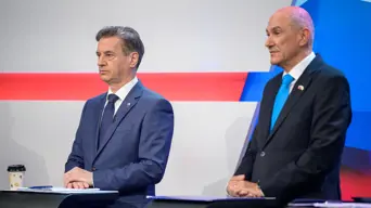 Slovenia votes in tight polls, with conservatives eyeing comeback Slovenia votes in tight polls, with conservatives eyeing comeback
