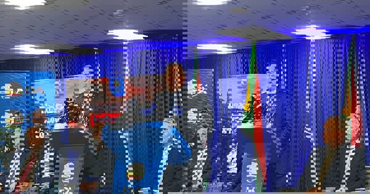 ANC konsultiert noch Koalitionspartner zur Erweiterung der GNU - DA's ...