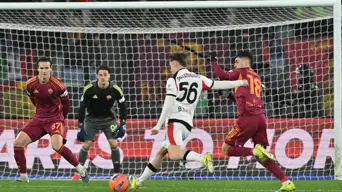 Juve deal hammer blow to Napoli title defence, Milan slip further behind Inter Juve deal hammer blow to Napoli title defence, Milan slip further behind Inter