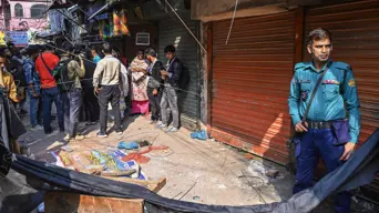 Aftershock rocks Bangladesh as quake death toll rises to 10 Aftershock rocks Bangladesh as quake death toll rises to 10