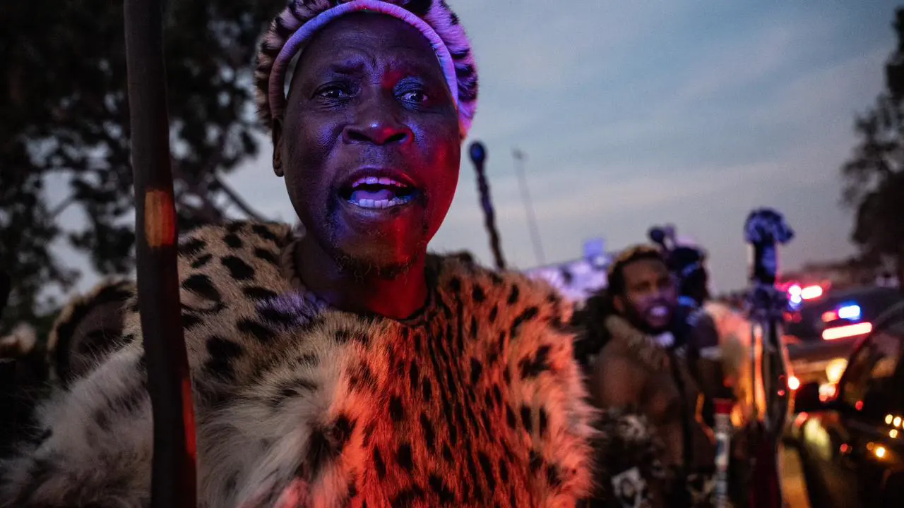 Amabutho as Prince Mangosuthu Buthelezi's remains arrived at his KwaPhindangene home in Ulundi for the last time on 15 September 2023. Picture: Abigail Javier/Eyewitness News Amabutho as Prince Mangosuthu Buthelezi's remains arrived at his KwaPhindangene home in Ulundi for the last time on 15 September 2023. Picture: Abigail Javier/Eyewitness News
