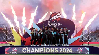 'Once in a lifetime' Kerr leads New Zealand to Women's T20 World Cup triumph 'Once in a lifetime' Kerr leads New Zealand to Women's T20 World Cup triumph