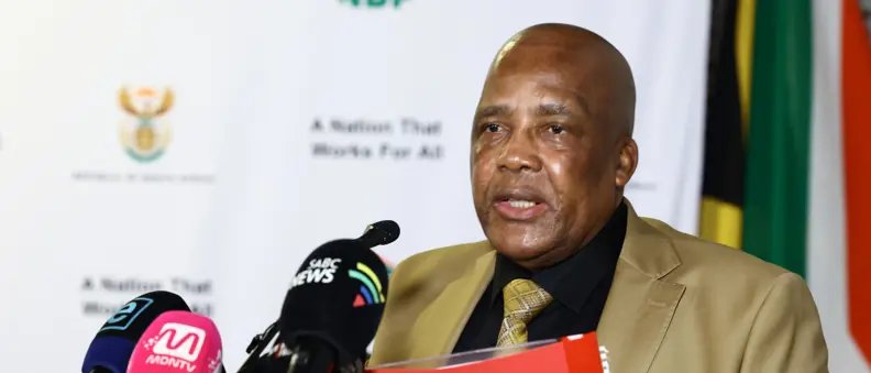 EWN | Aaron Motsoaledi