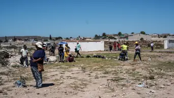 Joshlin Smith’s mother says police had to ‘protect’ her from angry Middlepos mob Joshlin Smith’s mother says police had to ‘protect’ her from angry Middlepos mob