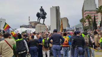 Group marches to Parliament to demand recognition of their right to land Group marches to Parliament to demand recognition of their right to land