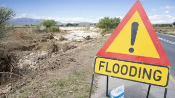 Pakistan evacuates half a million people stranded by floods Pakistan evacuates half a million people stranded by floods