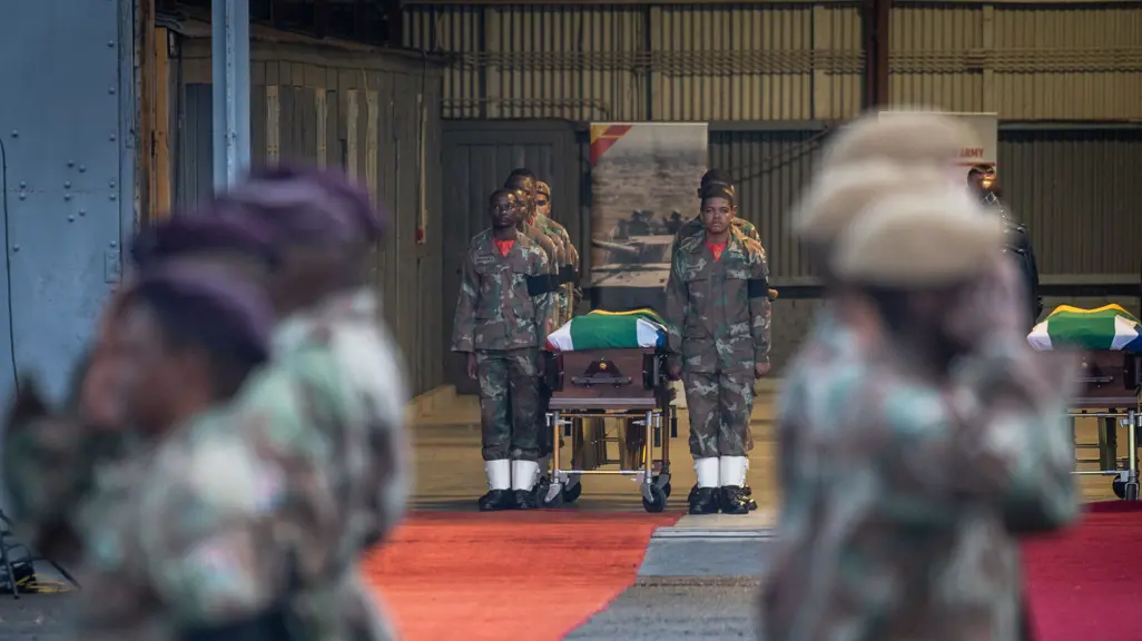 Lekgoete Criticises General Maphaha For Saying That Politicians Had lekgoete-criticises-general-maphaha-for-saying-that-politicians-had