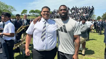 WATCH | Siya Kolisi joins the cheer squad of Wynberg Boys' High WATCH | Siya Kolisi joins the cheer squad of Wynberg Boys' High