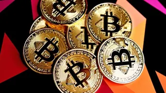 Bitcoin hits record high above $125,000 Bitcoin hits record high above $125,000