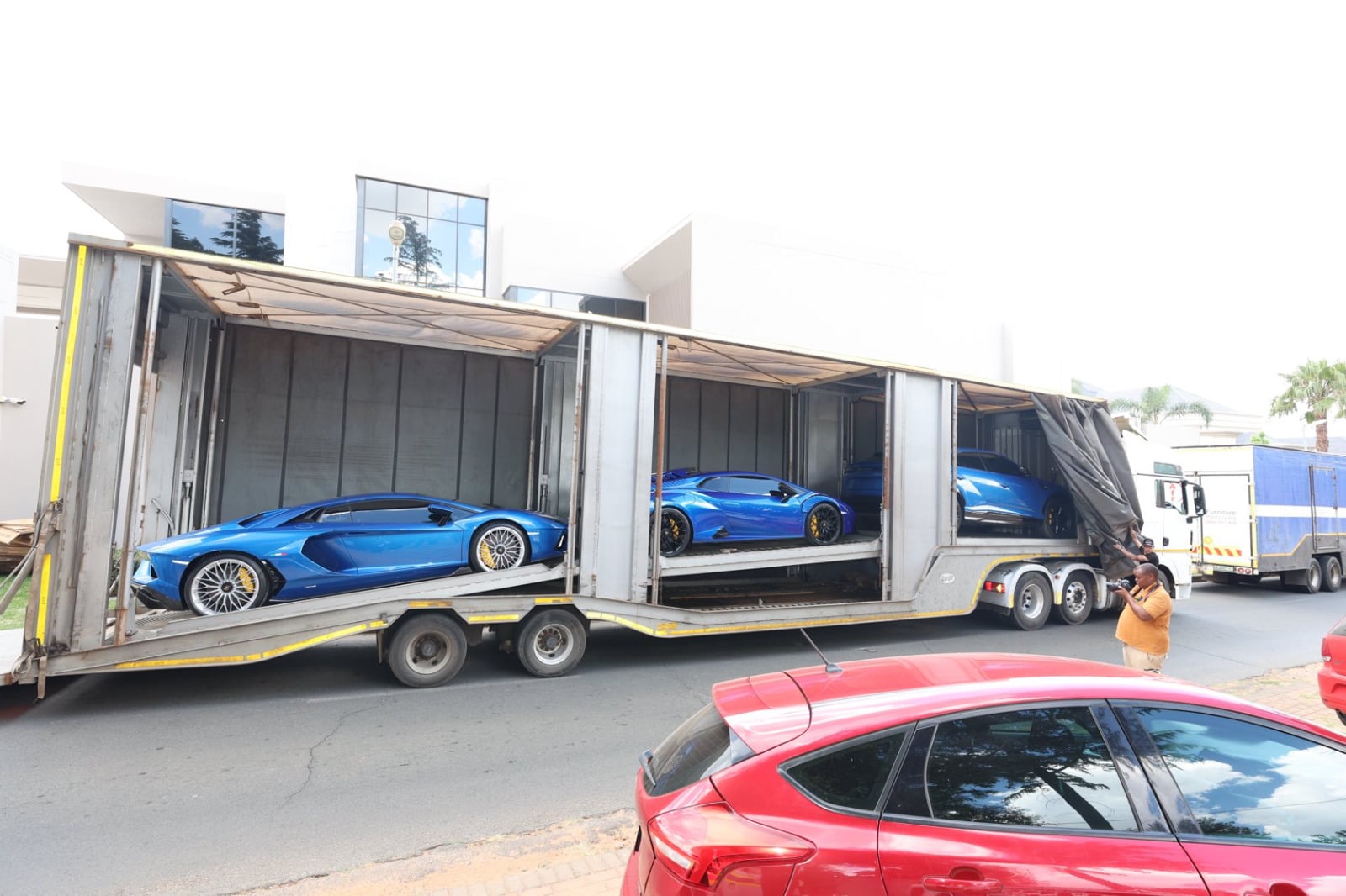 SIU gets green light to sell Hangwani Maumela’s luxury Ferrari for at ...