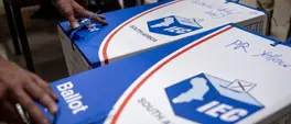 Register online to vote, says Electoral Commission Register online to vote, says Electoral Commission