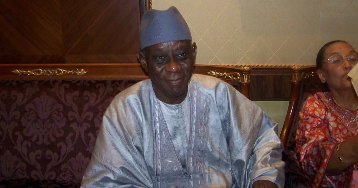 Senegalese author Cheikh Hamidou Kane dies aged 98 - EWN