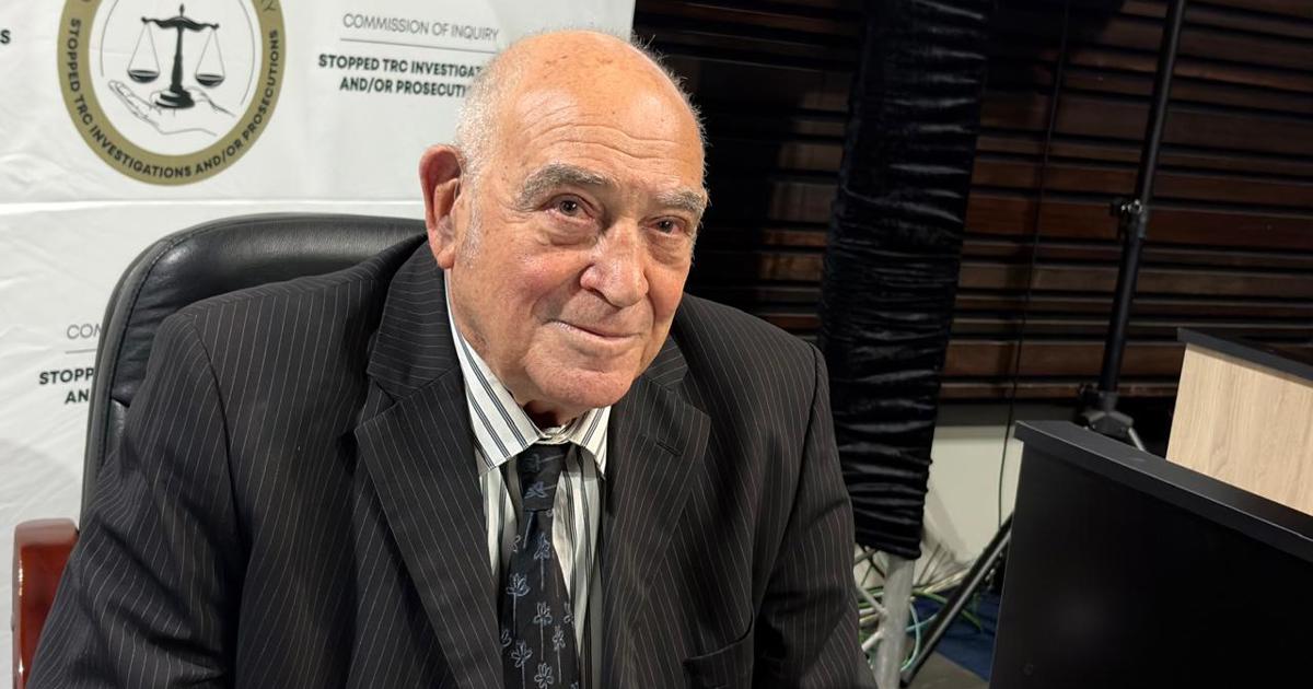 Kasrils weist Pikolis Vorwürfe der politischen Einmischung zurück
